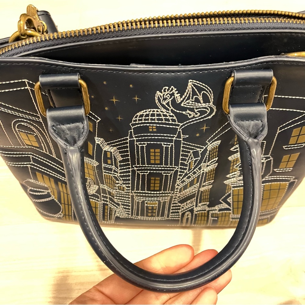 Loungefly Harry Potter Diagon Alley Satchel Crossbody Bag Embroidered Purse‎ EUC - Picture 9 of 12